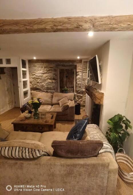 Brynglas Cottage With Hot Tub, Anglesey. Llanfachraeth エクステリア 写真